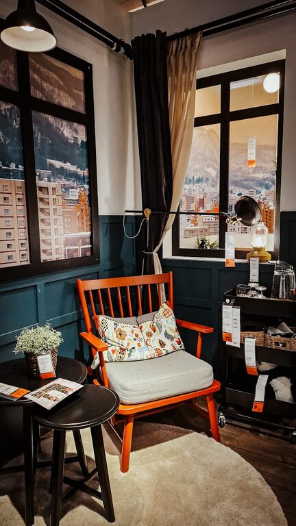 Quick Ideas to Brighten a Dark Room Instantly